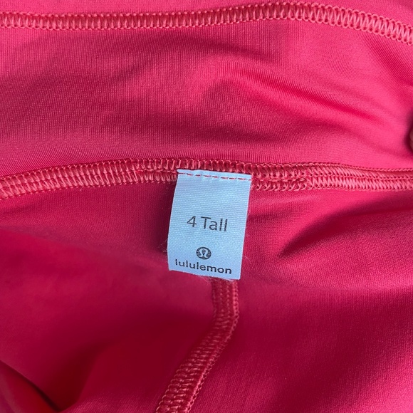 Lululemon skort - Picture 2 of 2